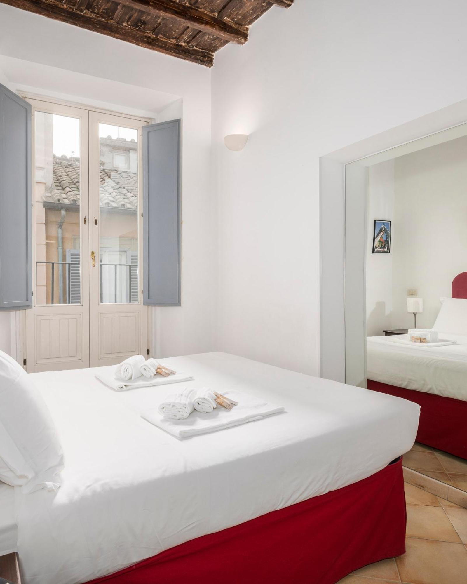 Suites Campo De' Fiori - Zen18-19-20 Rome Buitenkant foto